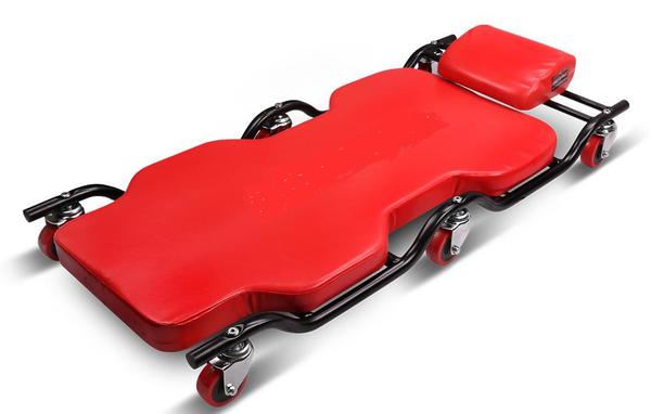 Paigaldajaalus metallraamil